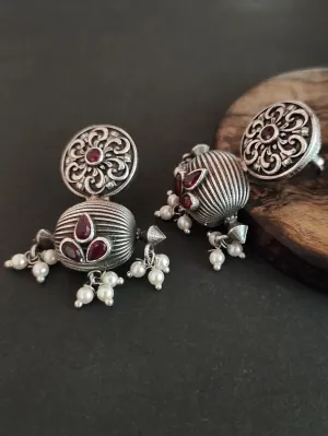 Antique Silver Look Stylish Stud Earrings with Pearls | Sarichka