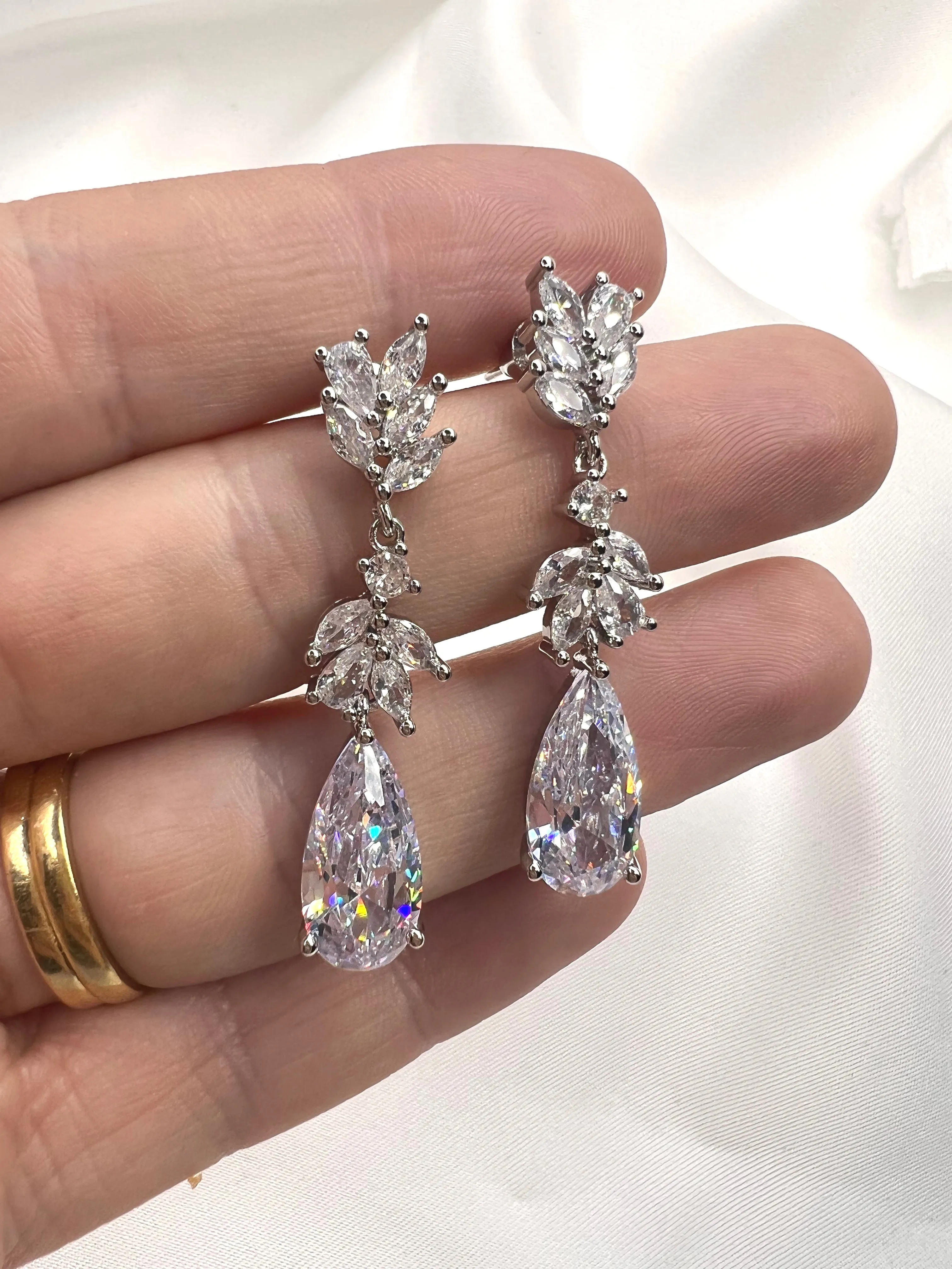 Caroline - Silver Diamanté Earring