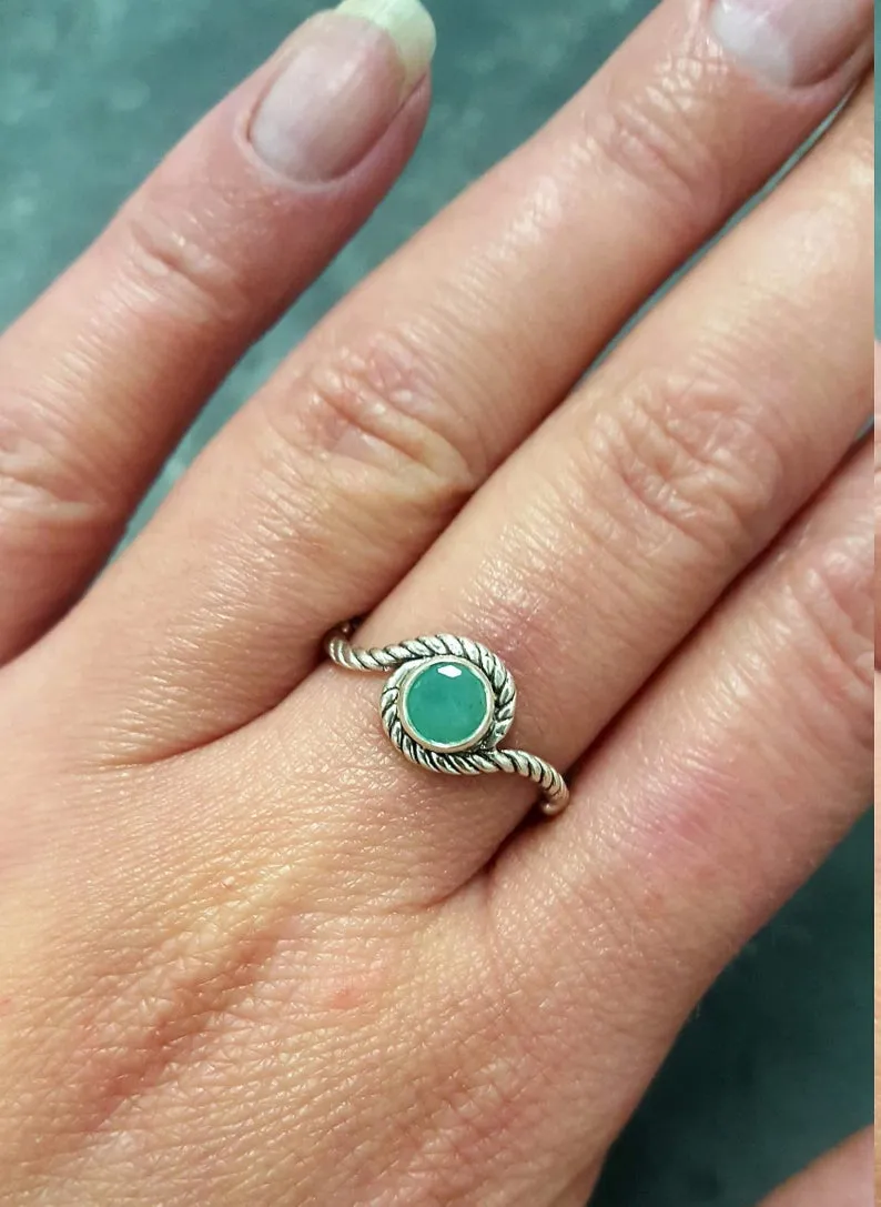 Dainty Emerald Ring - Silver Rope Band - May Birthstone Ring