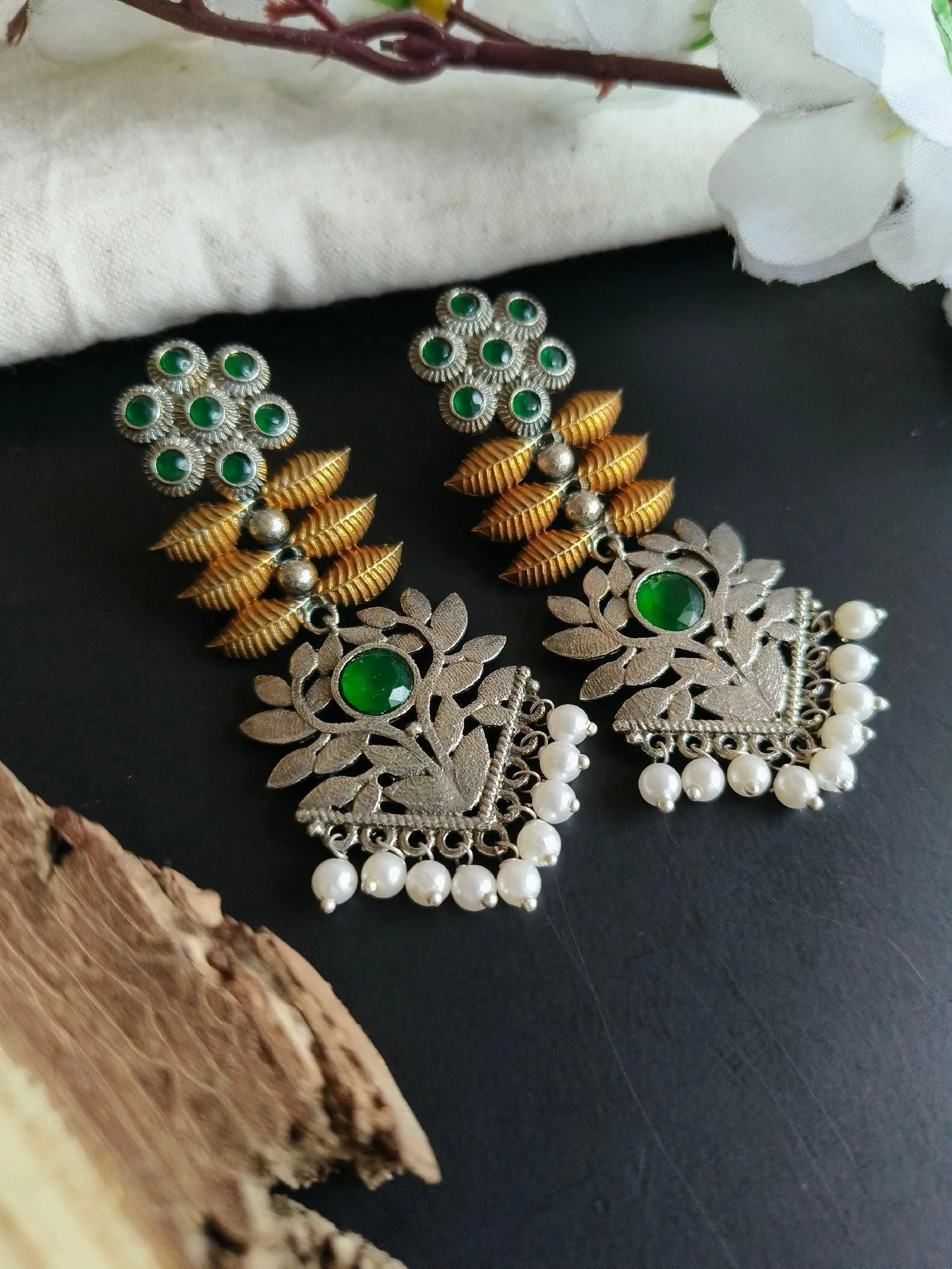 Dual Tone Silver-Plated Oxidised Jhumka | Sarichka