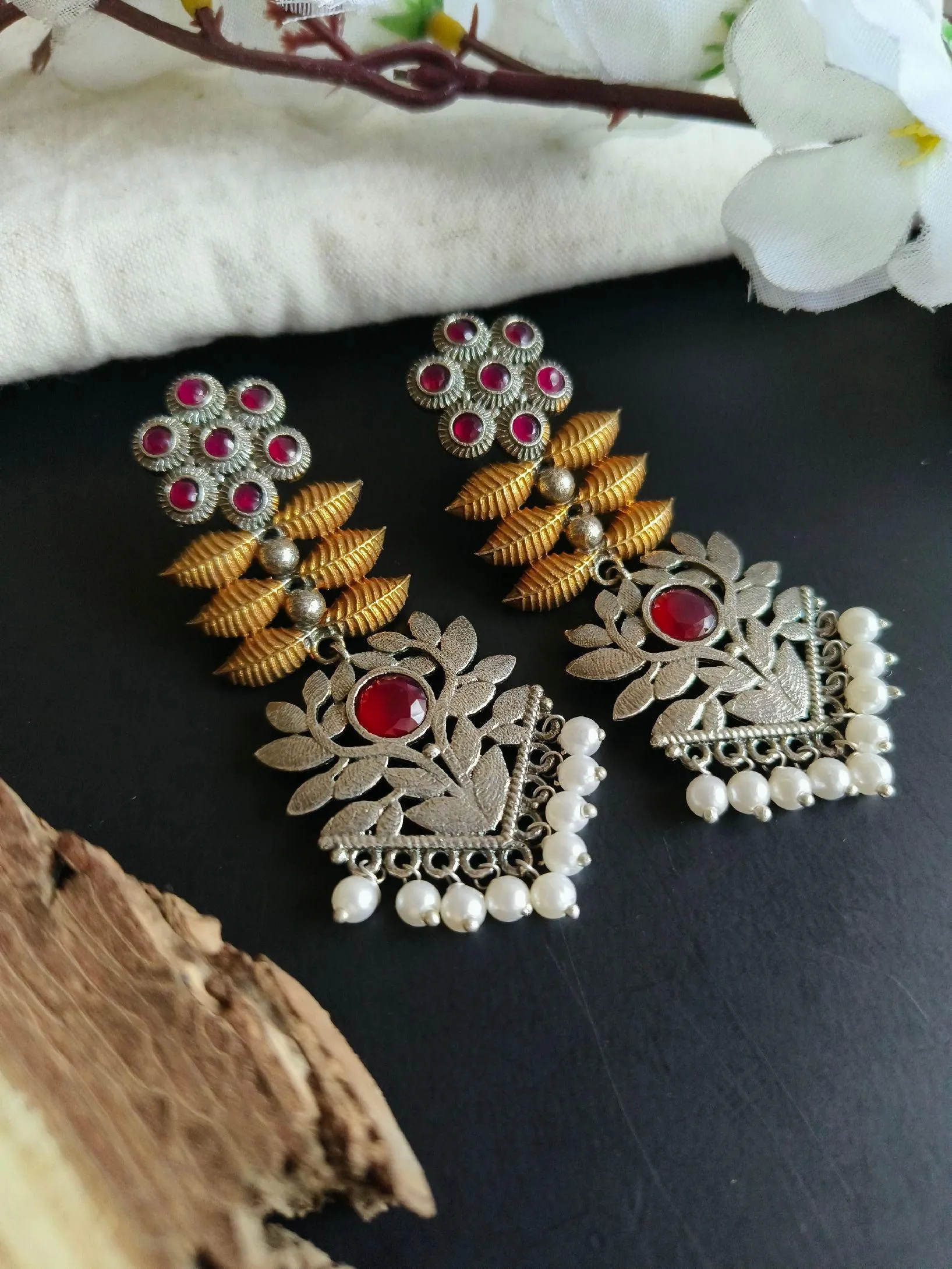 Dual Tone Silver-Plated Oxidised Jhumka | Sarichka