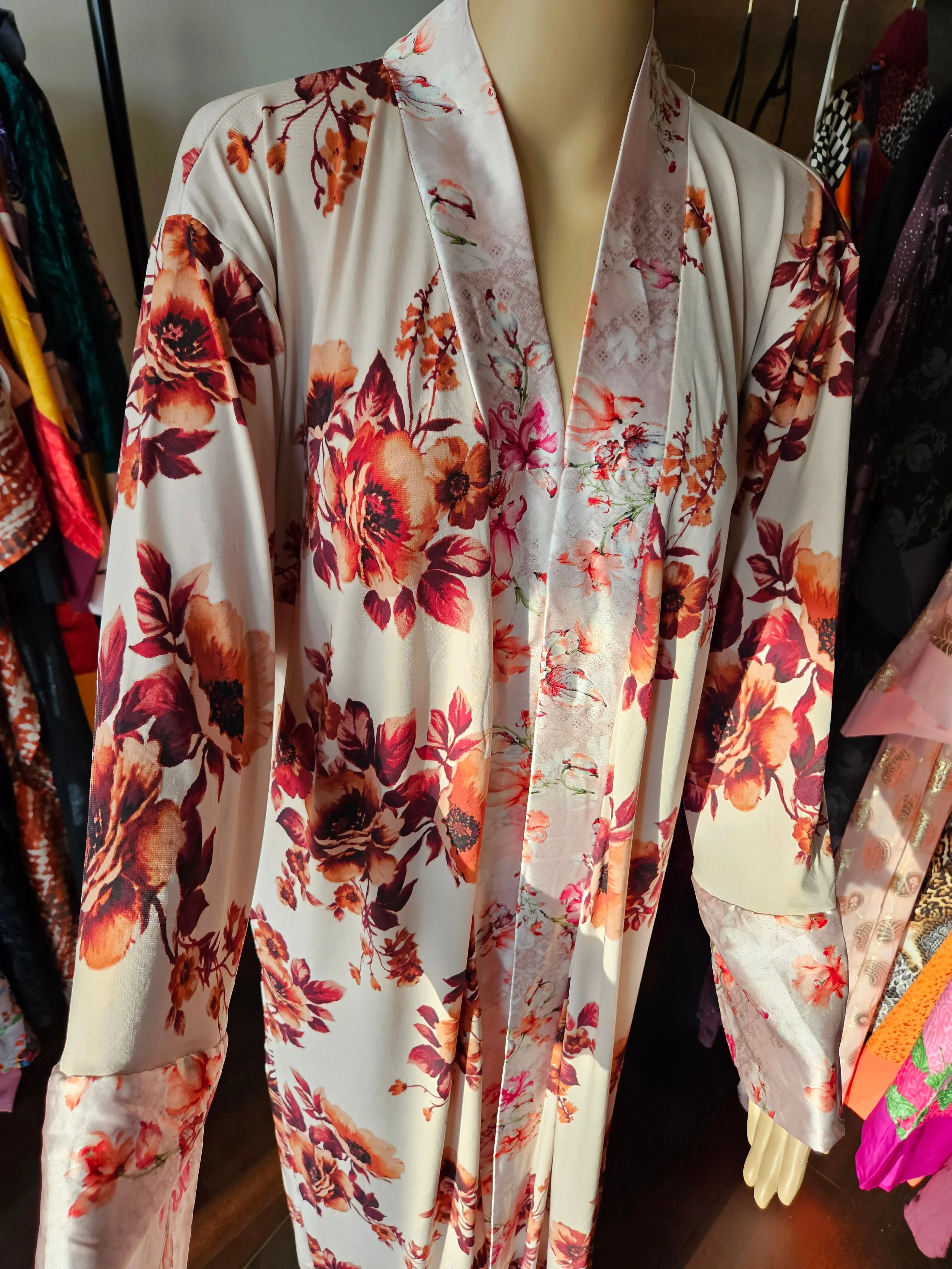 Eleanor Floral kimono robe