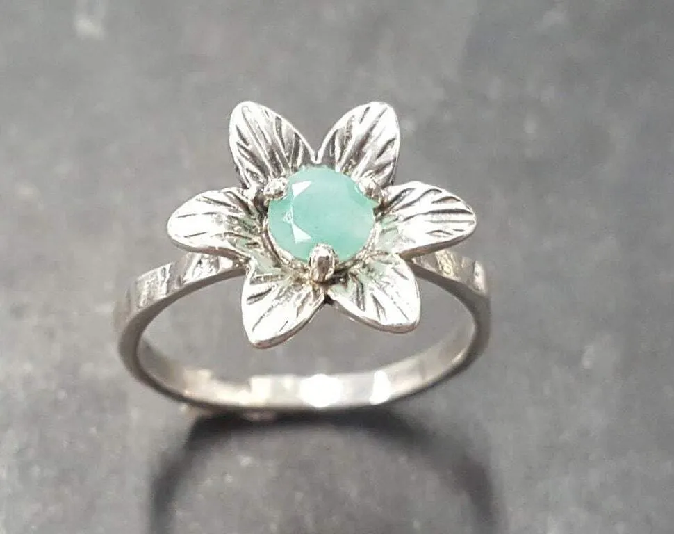 Emerald Flower Ring - Natural Emerald Ring - Green Vintage Ring