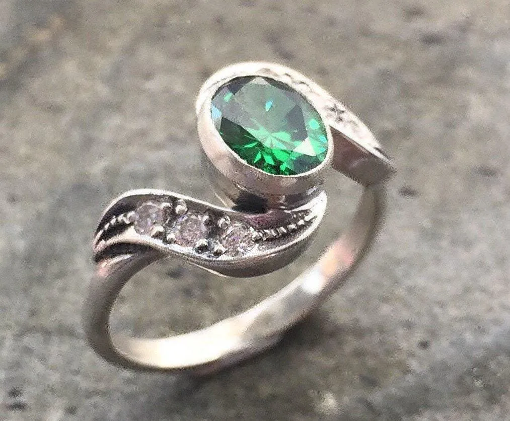 Emerald Promise Ring - Green Vintage Ring - Unique Engagement Ring