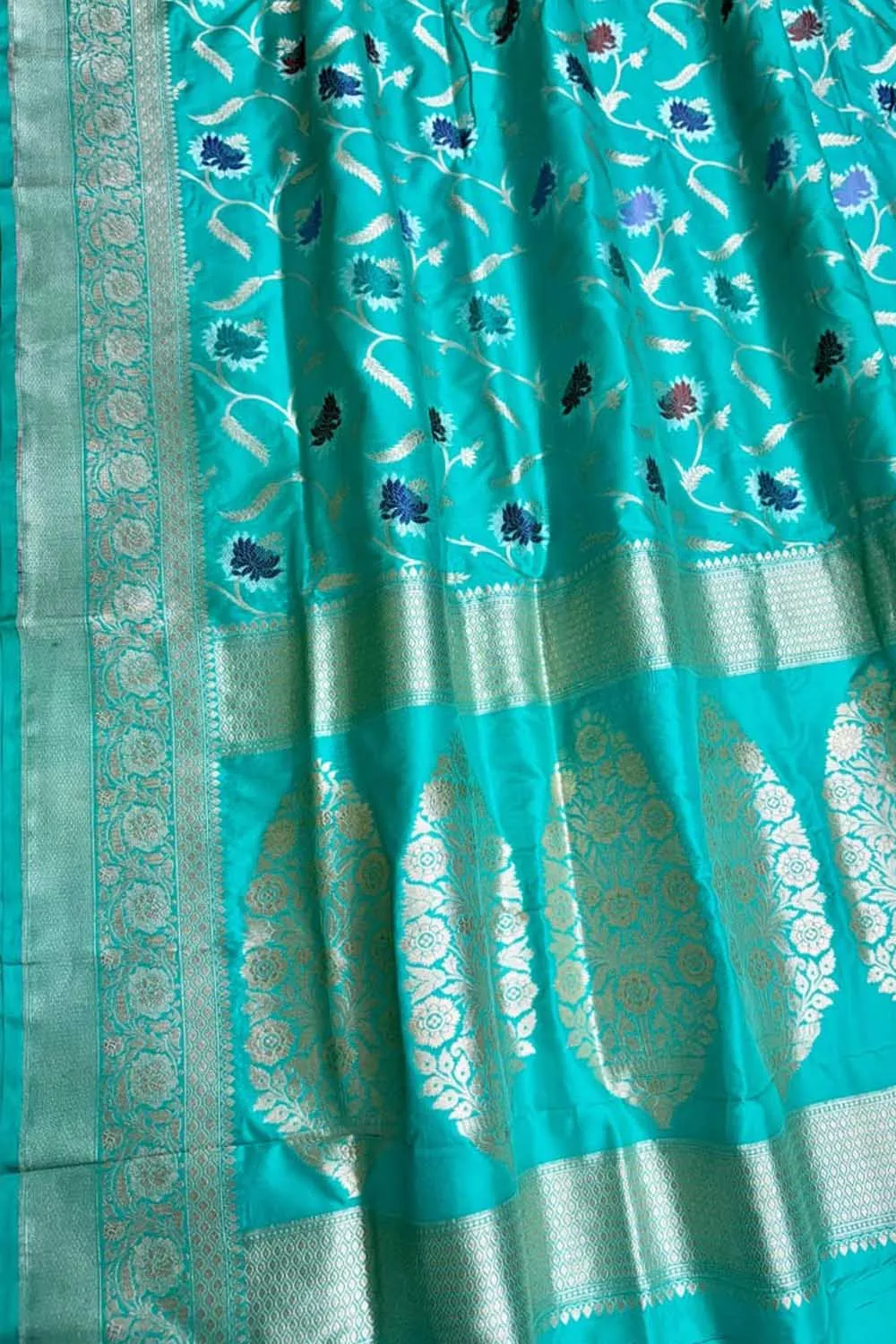 Exquisite Blue Handloom Banarasi Meenakari Silk Saree