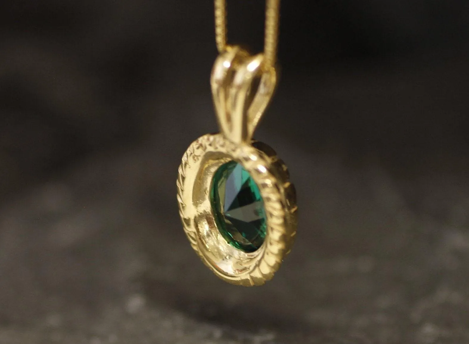 Gold Emerald Pendant - Green Emerald Necklace, Vintage Emerald Pendant