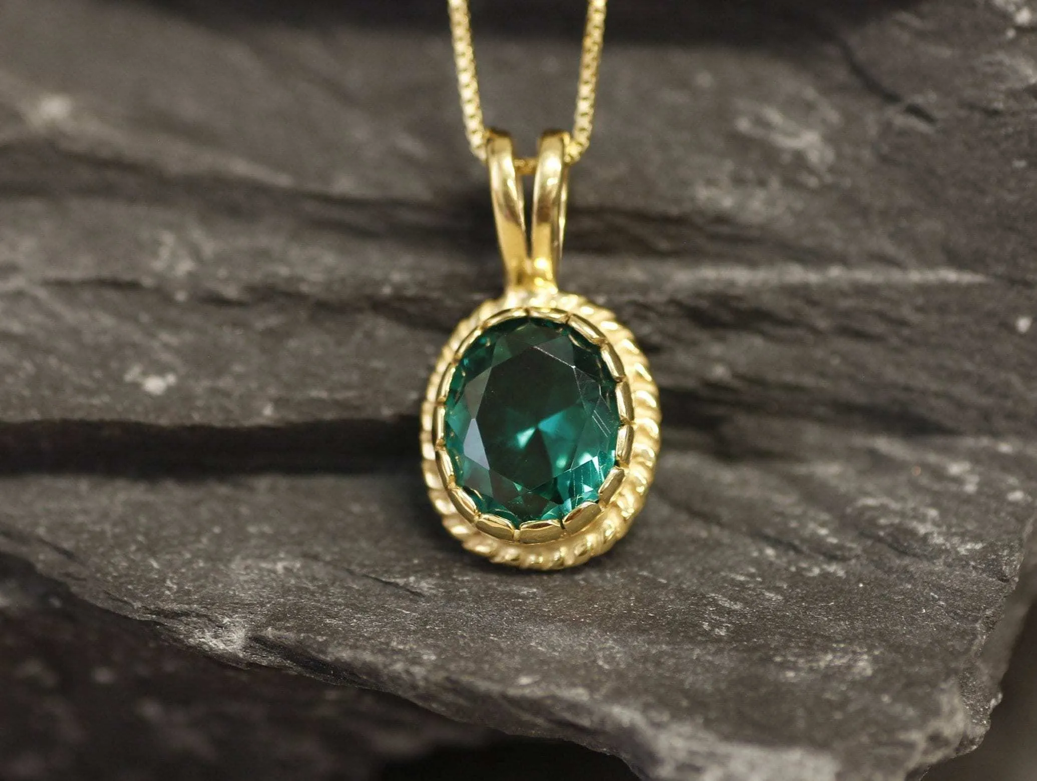 Gold Emerald Pendant - Green Emerald Necklace, Vintage Emerald Pendant