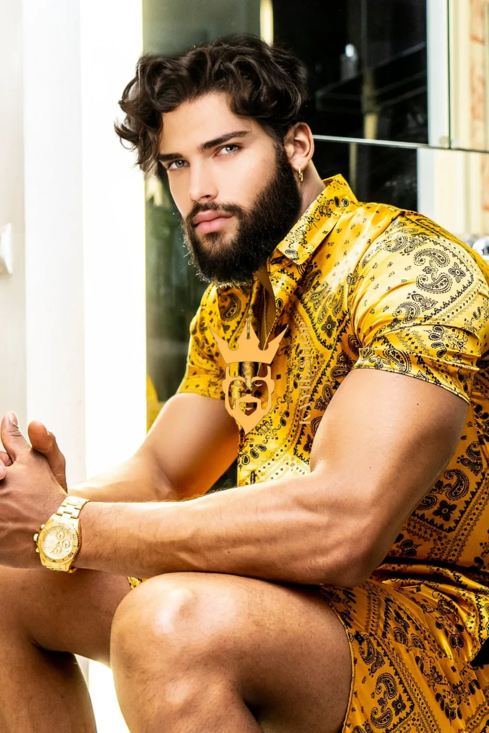 Gold Luxurious Barocco Print Set - The Ultimate Summer Silk Outfit for Men