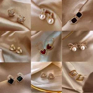 Korean Fashion Elegant Geometric Heart Ear Studs Women Simple Design Pearl Zircon Rhombic Stud Earrings Delicate Jewelry Gifts