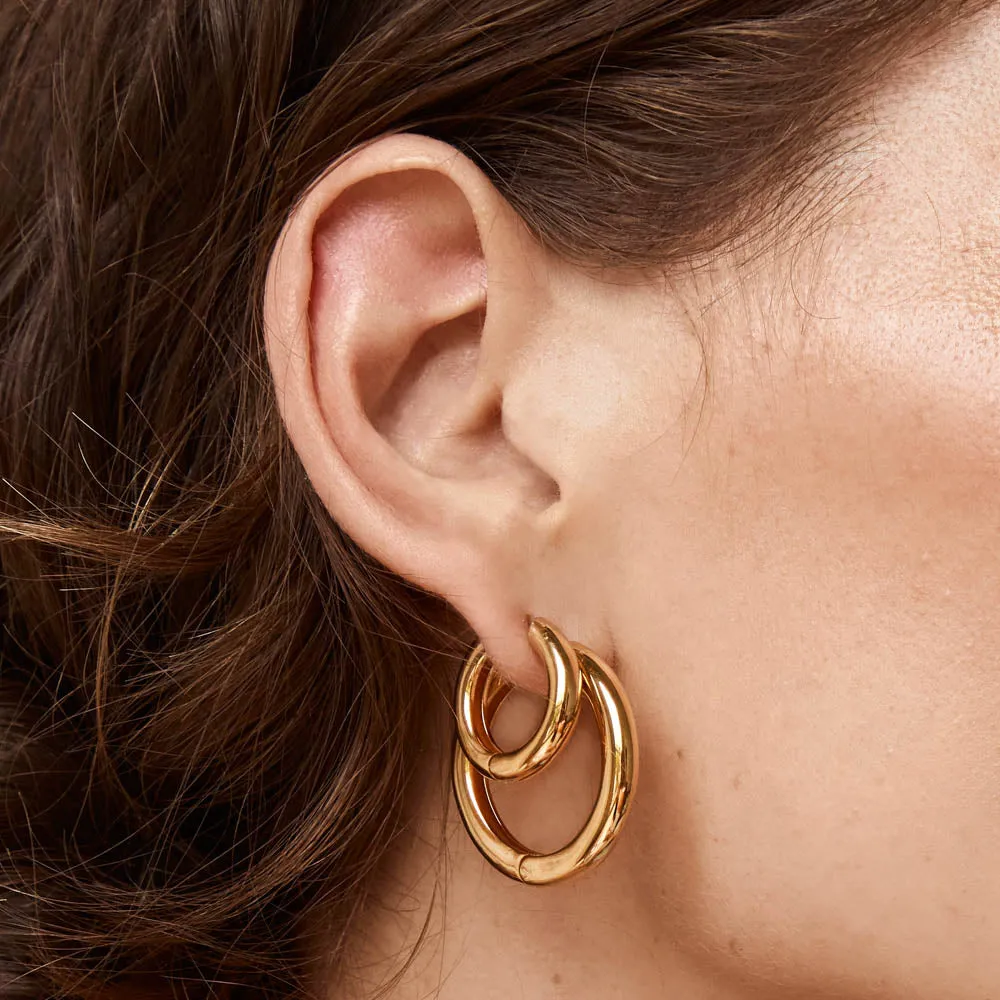 Midi Curve Hoop Earrings in Gold