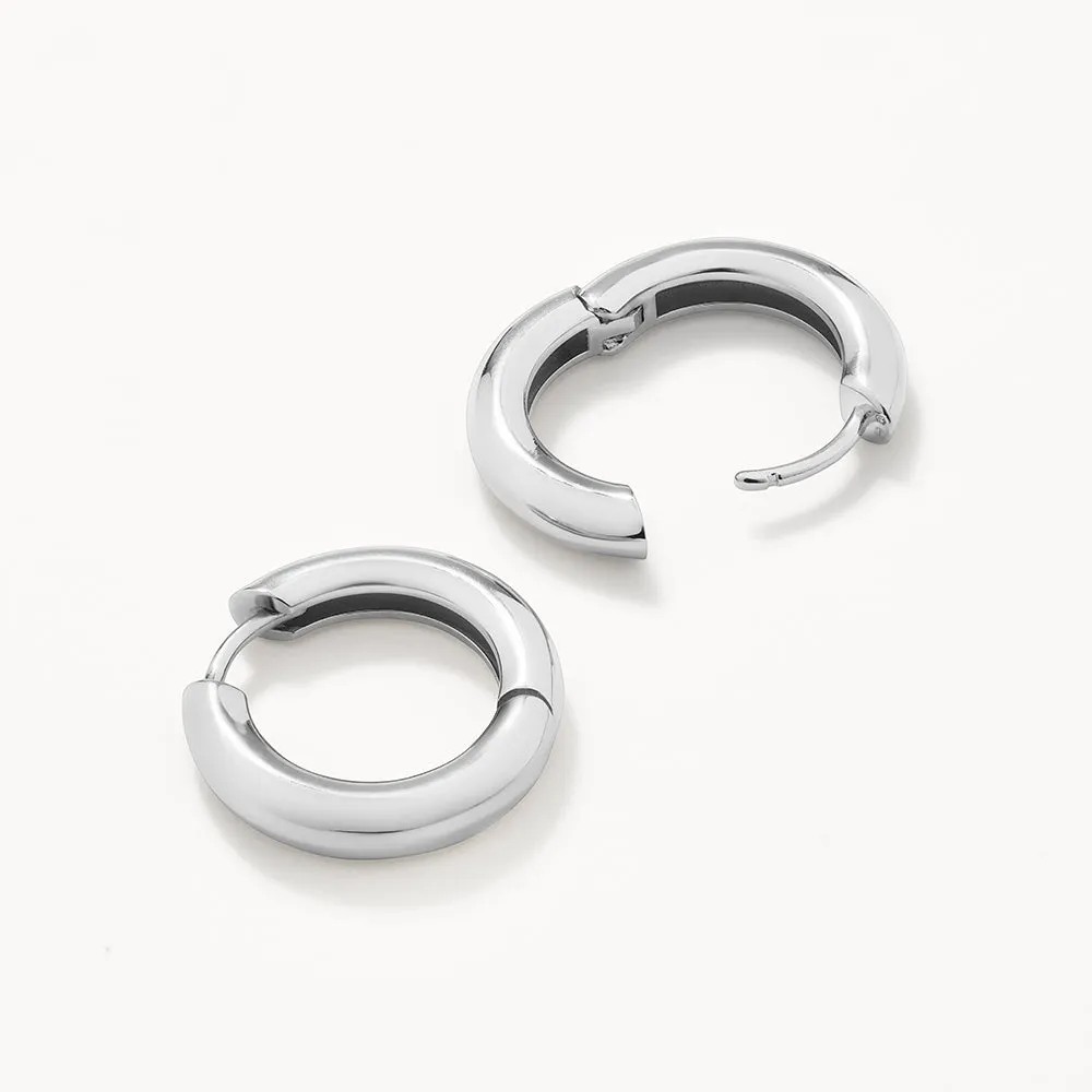 Midi Curve Hoop Earrings in Silver