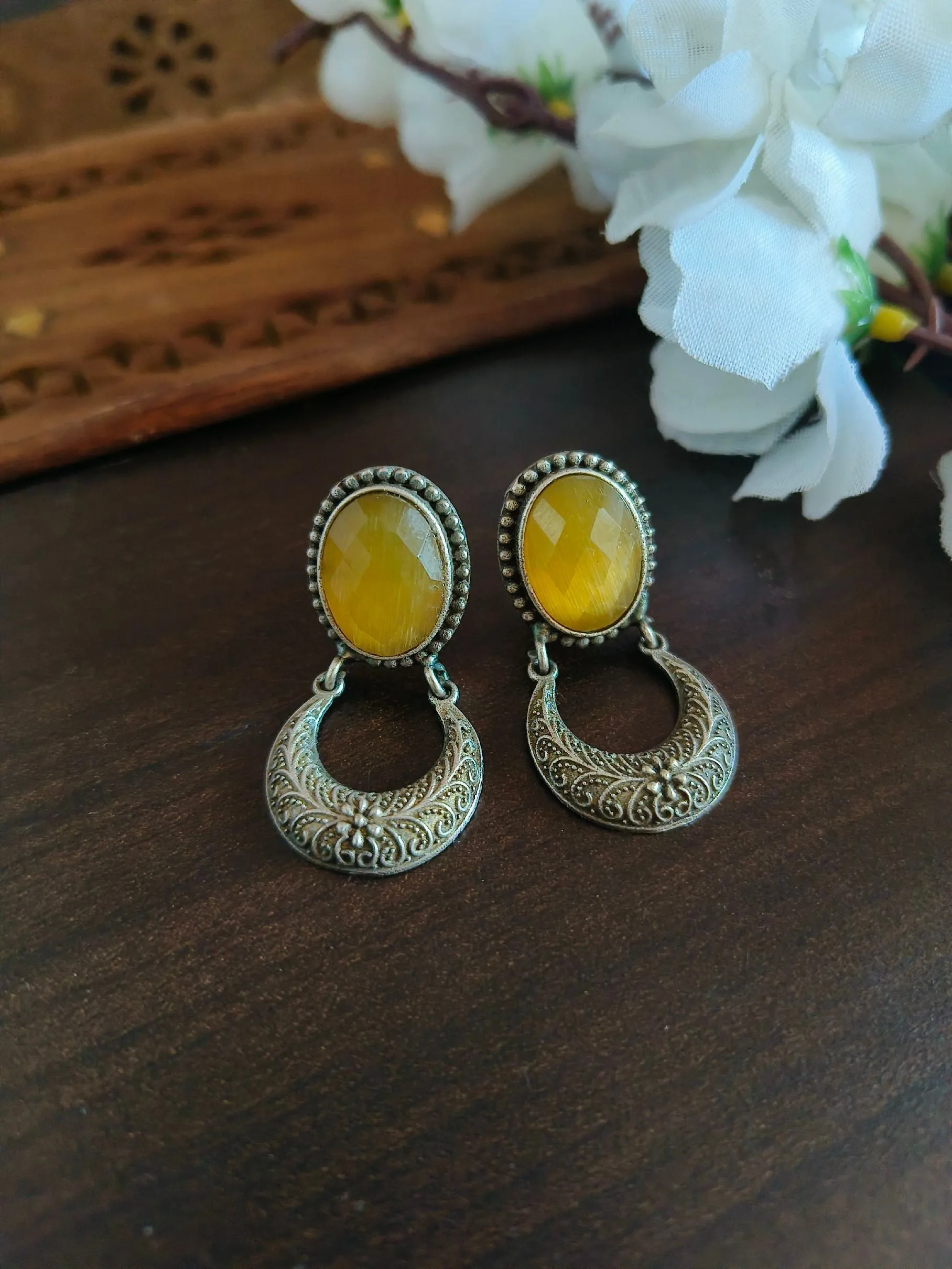 Monalisa Oxidised Dangler Earrings for Timeless Elegance | Sarichka