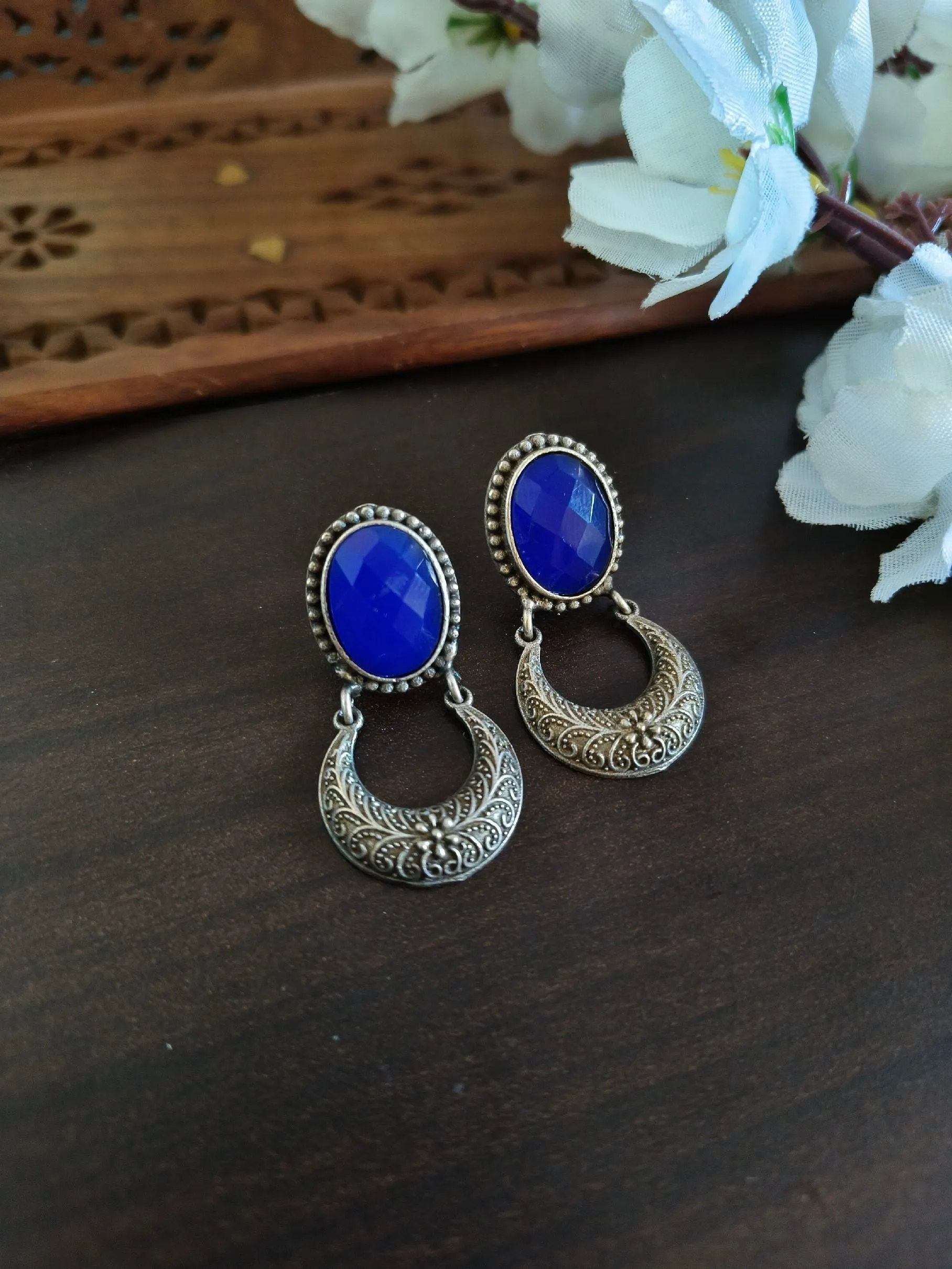 Monalisa Oxidised Dangler Earrings for Timeless Elegance | Sarichka