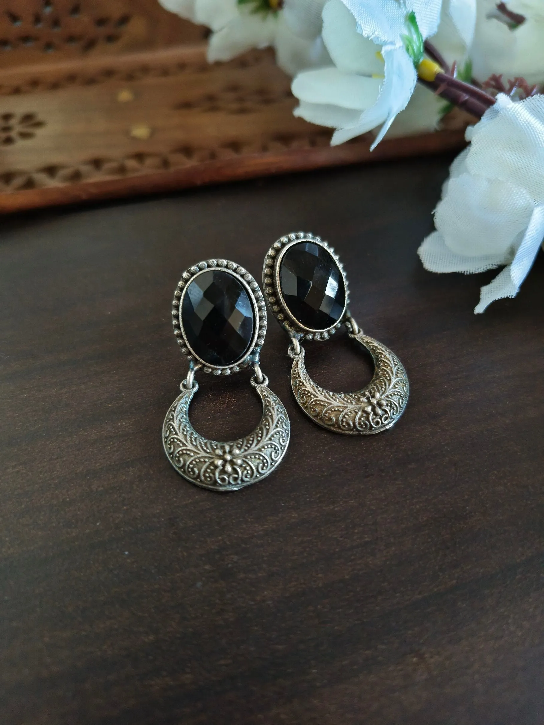 Monalisa Oxidised Dangler Earrings for Timeless Elegance | Sarichka