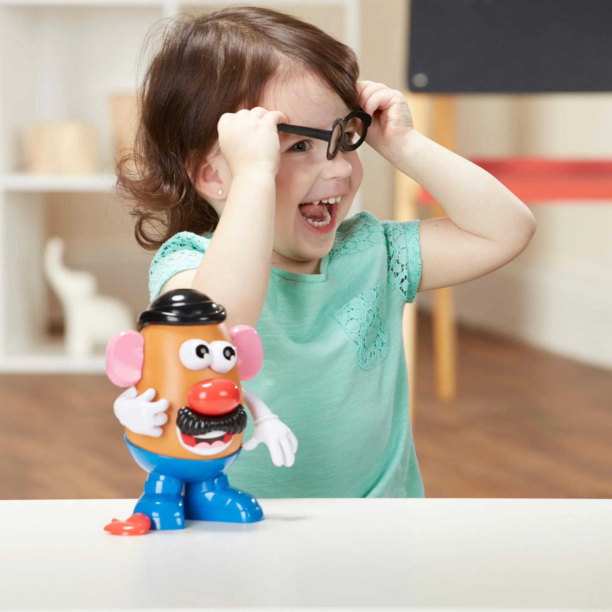 Playskool Friends Mr. Potato Head Classic Toy for Ages 2 and up, Includes 11 Accessories