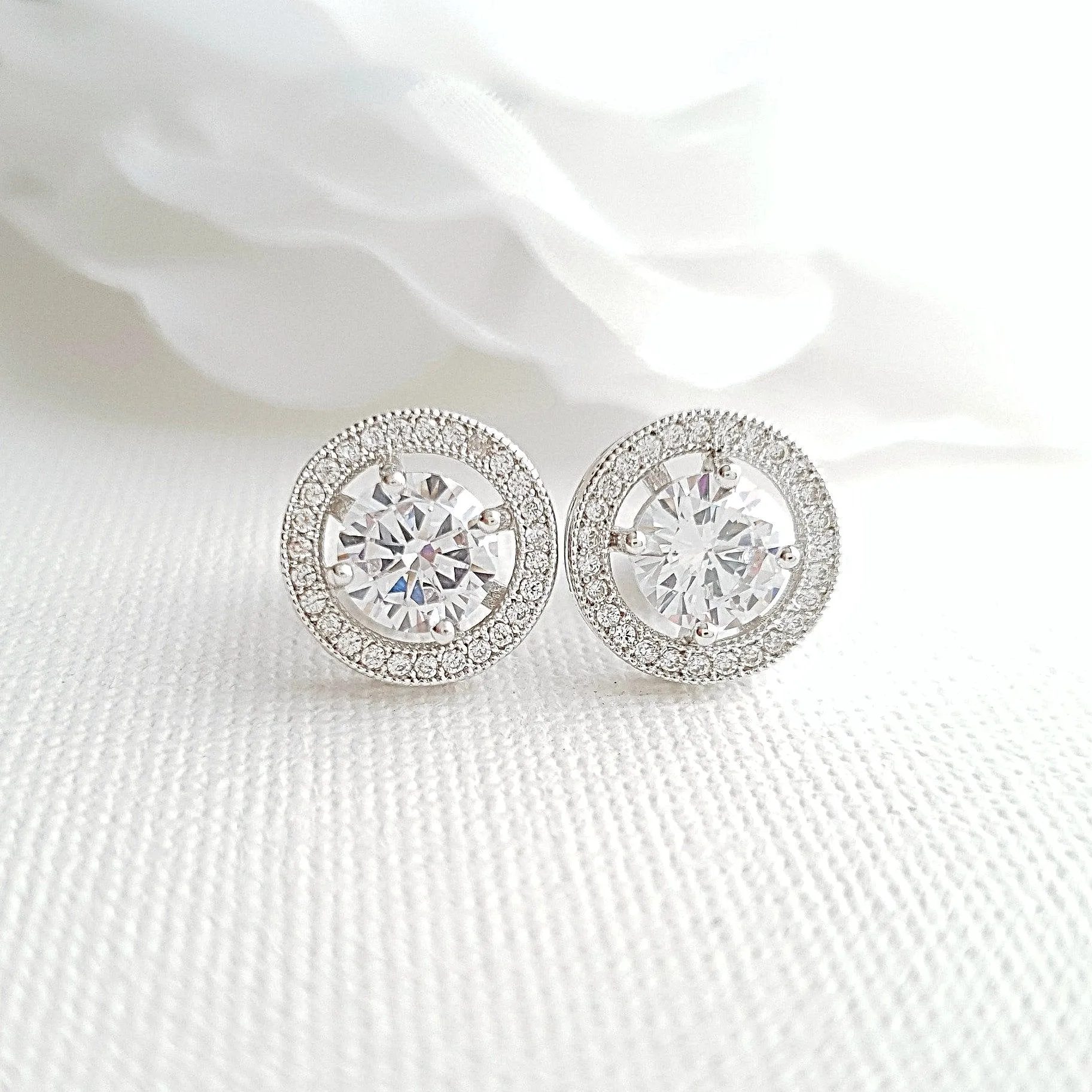 Round Stud Earrings Silver- Denise