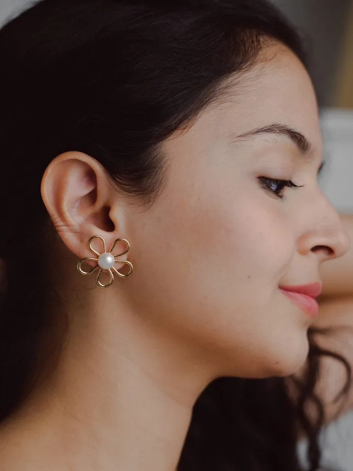 Simple Flower Earring