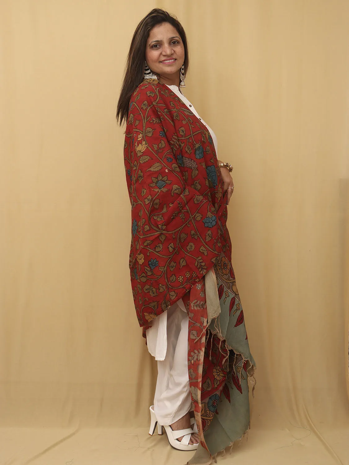 Stunning Red Pen Kalamkari Pure Silk Dupatta for Elegant Style