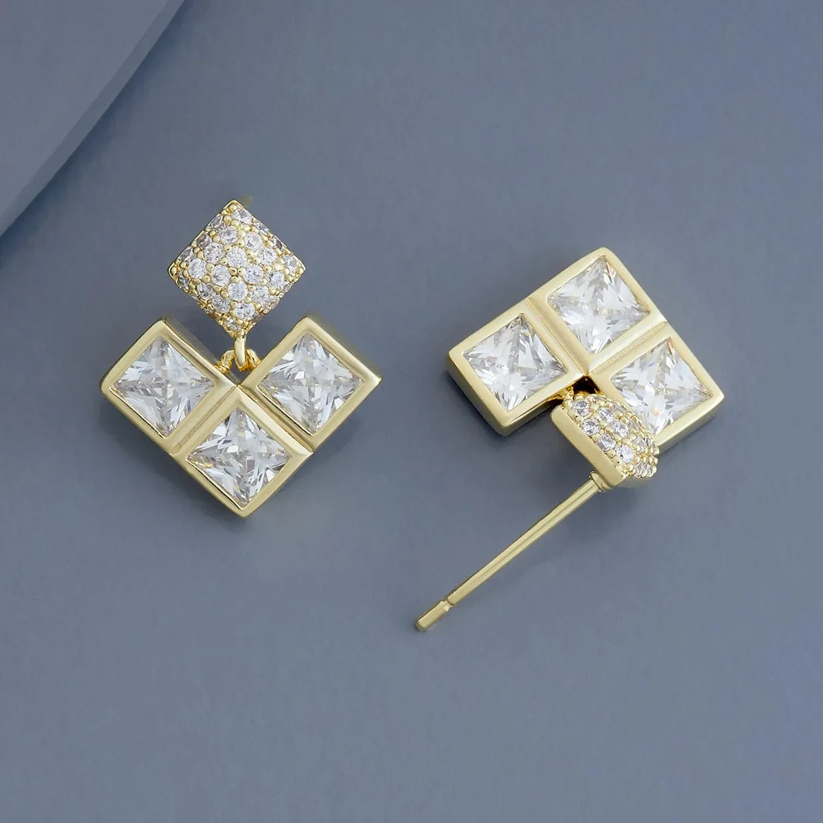 Trendy Earring 178789