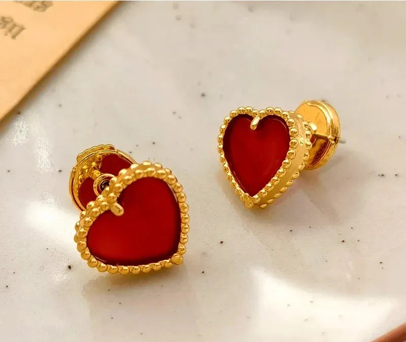 VAIGE Charming Geometric Heart Stud Earrings